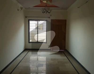 Prime Location 14 Marla Spacious House Available In I-8/3 For Sale