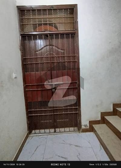 گرین ٹاؤن شاہ فیصل ٹاؤن,کراچی میں 2 کمروں کا 4 مرلہ فلیٹ 59.0 لاکھ میں برائے فروخت۔