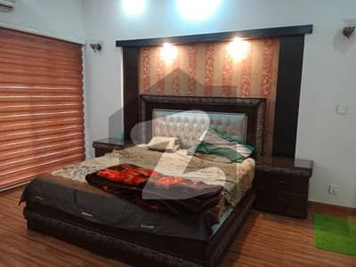 ڈی ایچ اے فیز 5 - بلاک ای فیز 5,ڈیفنس (ڈی ایچ اے),لاہور میں 1 کمرے کا 1 کنال کمرہ 45.0 ہزار میں کرایہ پر دستیاب ہے۔