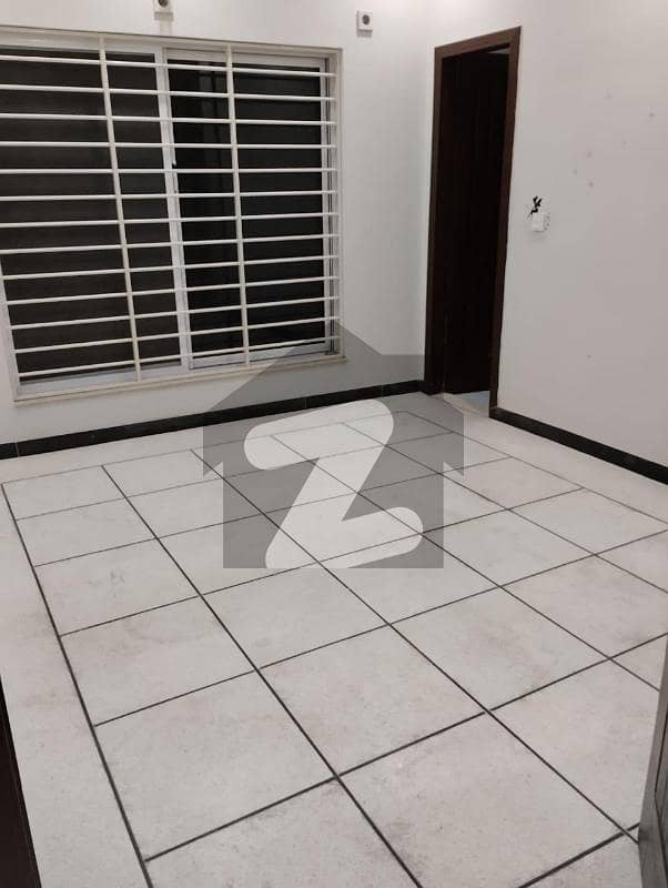 BEAUTIFULL UPPER PORTION FOR RENT BEAUTIFULL UPPER PORTION FOR RENT