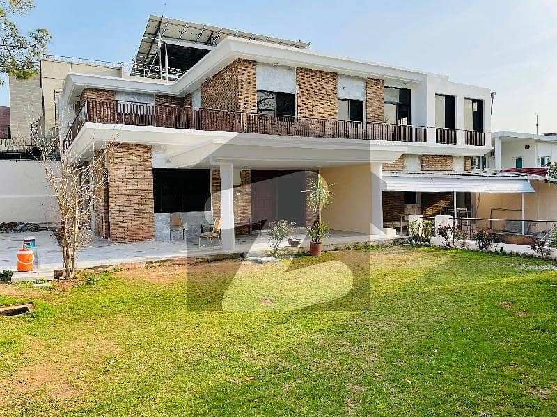 House Available For Rent On Prime Location in E-7 House Available For Rent On Prime Location in E-7