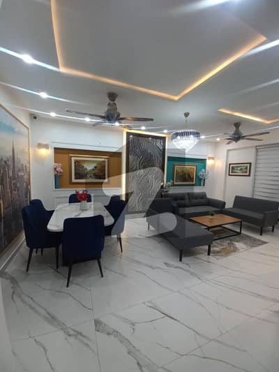BRAND NEW FULLY FURNISHED 5 MARLA ELEGANT AND FULLY MAINTAINED SUPER HOT LOCATED BUNGALOW IS AVAILABLE IN THE BEST BLOCK OF DHA LAHORE.