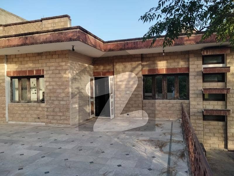Affordable House Of 1 Kanal Is Available For rent Affordable House Of 1 Kanal Is Available For rent