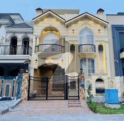 Prime Location 5 Marla House For sale Available In Citi Housing Society