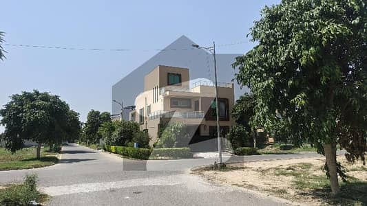 10 Marla Plot For Sale ready for possession Block B Phase 4 New Lahore City
