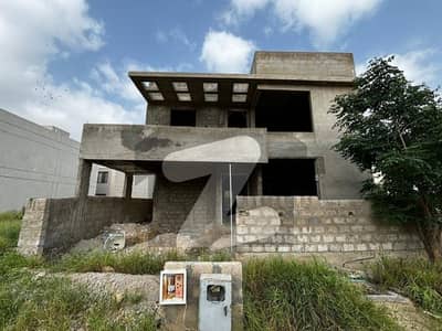 Grey Structure Villa Available FOR SALE In Precinct-1, Near Main Gate Of Bahria Town Karachi. 5 Bedroom Designed Under Construction Villa On SALE