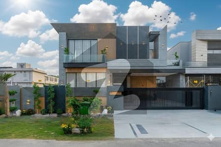 1 KANAL TOP QUALITY ULTRA MODERN DESIGN VILLA WITH JACUZZI BATHS & BASEMENT DHA PHASE 7 100% ORIGINAL DEA
