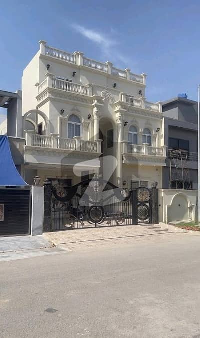 Prime Location 10 Marla House For sale In Citi Housing Society