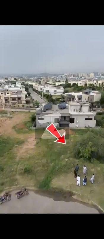 بحریہ ٹاؤن فیز 8 - عثمان ڈی بلاک بحریہ ٹاؤن فیز 8 ۔ سفاری ویلی,بحریہ ٹاؤن فیز 8,بحریہ ٹاؤن راولپنڈی,راولپنڈی میں 1 کنال رہائشی پلاٹ 1.95 کروڑ میں برائے فروخت۔ بحریہ ٹاؤن فیز 8 - عثمان ڈی بلاک بحریہ ٹاؤن فیز 8 ۔ سفاری ویلی,بحریہ ٹاؤن فیز 8,بحریہ ٹاؤن راولپنڈی,راولپنڈی میں 1 کنال رہائشی پلاٹ 1.95 کروڑ میں برائے فروخت۔