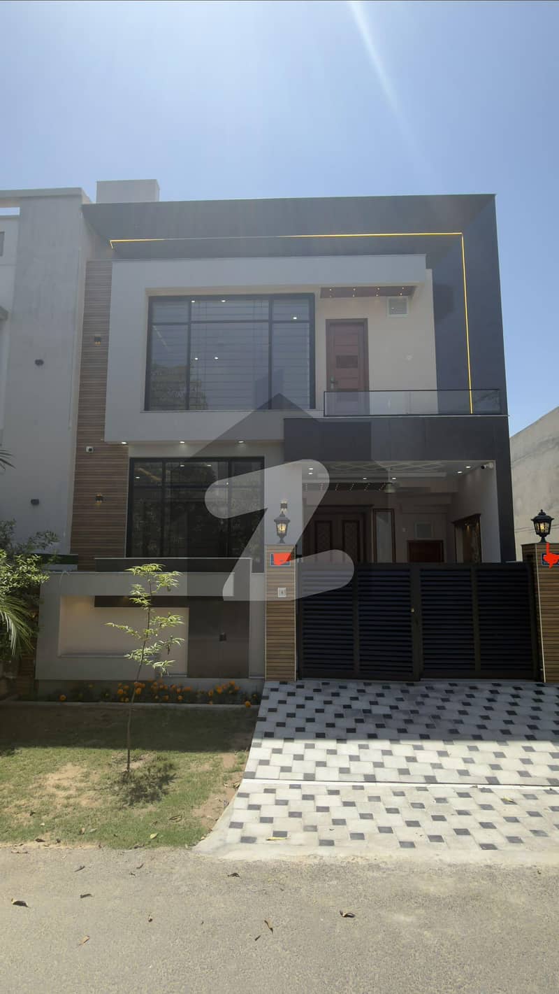5 Marla House Is Available For Sale 5 Marla House Is Available For Sale