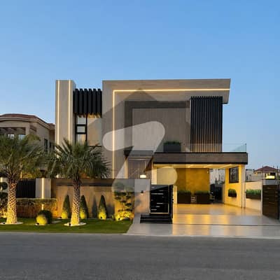 Modern 10 Marla Designer House in Prime Location Sector C, Bahria Town