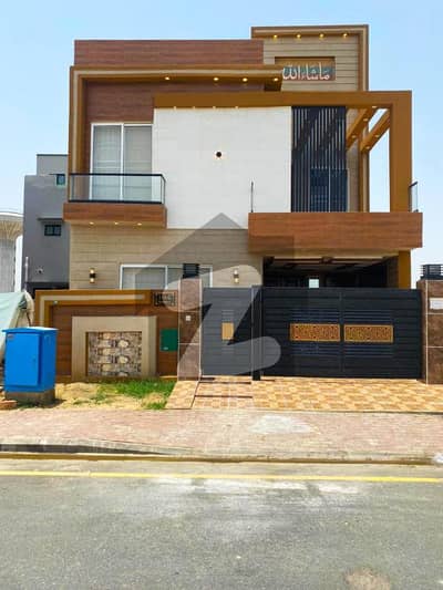 10 Marla Brand New House For Rent In Sector C Bahria Town Lahore