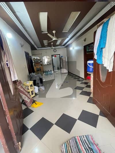 Gulshan Iqbal block 13. A. Haseen residency. 4th floor flat. 4bed. d. d.
