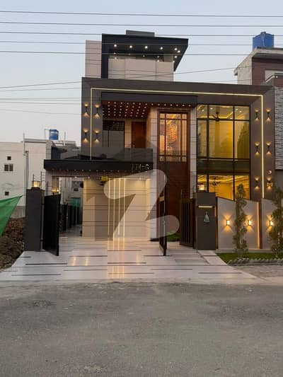 10 Marla Modern Design House Available For Sale Prime Location Solid Construction All Facilities Available Here. . . 10 Marla Modern Design House Available For Sale Prime Location Solid Construction All Facilities Available Here. . .