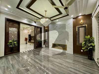 1 Kanal Owner Built House for Sale in Nasheman Iqbal Phase 1 Lahore | 5 Bed | Double Kitchen | Solid Construction