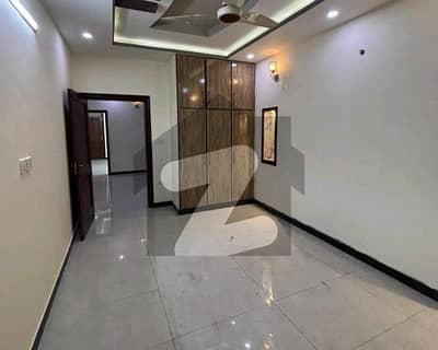 4 Marla Lower Portion In G-13 Is Available For rent 4 Marla Lower Portion In G-13 Is Available For rent