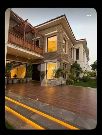 ڈی ایچ اے فیز 8 ڈی ایچ اے ڈیفینس,کراچی میں 11 کمروں کا 8 کنال مکان 21.5 ارب میں برائے فروخت۔ ڈی ایچ اے فیز 8 ڈی ایچ اے ڈیفینس,کراچی میں 11 کمروں کا 8 کنال مکان 21.5 ارب میں برائے فروخت۔
