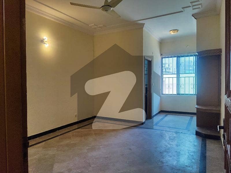 G10 Ground Portion Available For Rent 3bedrooms G10 Ground Portion Available For Rent 3bedrooms