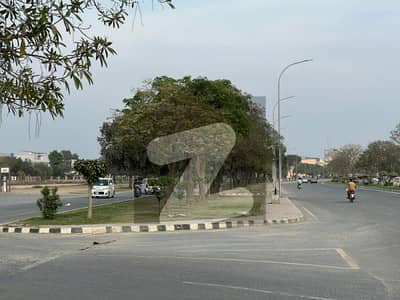 5 Marla Plot For Sale In Lake City Sector C-1