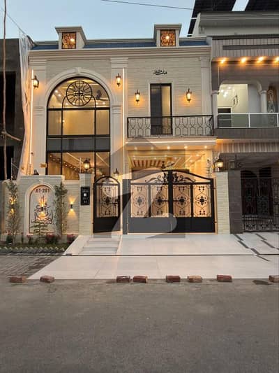 Central Park A1 Block Extraordinary House For Sale Primium Location Facing Park Extra Feature . . .