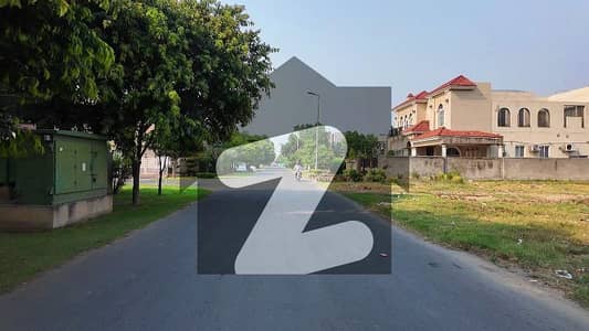 **Premium Corner Plot | 1 Kanal Corner Plot for Sale in DHA Phase 7 | Direct Owner Deal