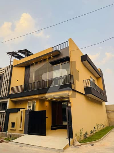 4 Marla corner house available for sale in M block Eden Executive 208 Chak Canal Road Fsd.