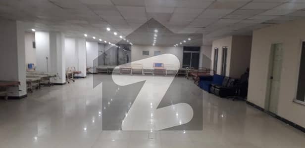سیٹیلائیٹ ٹاؤن راولپنڈی میں 2 کمروں کا 1 کنال دفتر 6.0 لاکھ میں کرایہ پر دستیاب ہے۔