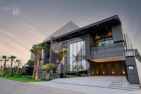 2 KANAL ULTRA LUXURIOUS MODERN DESIGNER HOUSE FOR SALE
