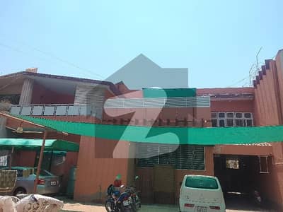 Direct Owner Direct Transfer Premium 60 Marla Main Road Commercial Paid House For Sale in Fareed Town Sahiwal