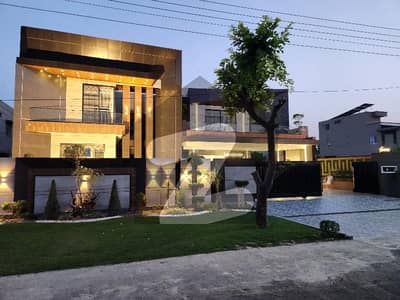 2 Kanal Vip Ultra Modern Facing Park Style Latest Accommodation Modern Luxury Stylish Double Storey House Available For Sale In Valencia Town Lahore By Fast Property Services Real Estate And Builders Lahore With Original Pics