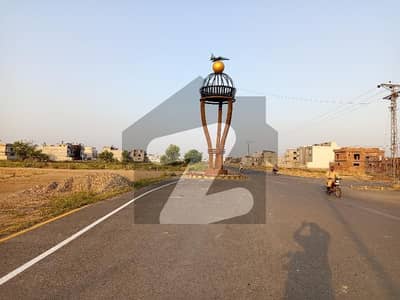 Prime Location 10 Marla Residential Plot Situated In Central Park - Block D For sale Prime Location 10 Marla Residential Plot Situated In Central Park - Block D For sale