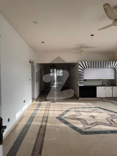 240 sqy House Ground+2 For Sale in Block 14 Johar