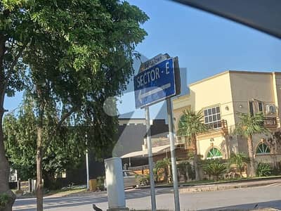 13 Marla Back Open Heighted Location Plot For Sale