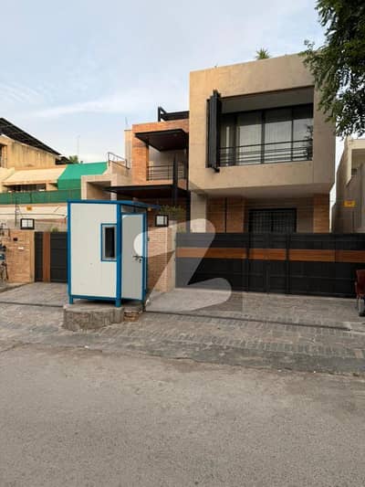 F-6 New One Bedroom Modern Furnished Upper Portion For Rent