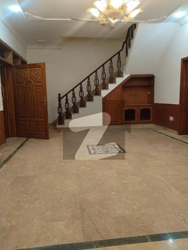 Full House Available For Rent in G11 Full House Available For Rent in G11
