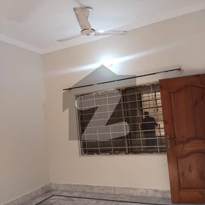7 Marla Ground Portion For Rent Near To Markaz