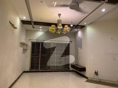 10 MARLA HOUSE OUTCLASS FOR SALE IN DHA PHASE 5