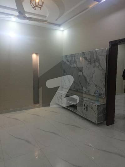 Architect Society 5.5 Marla Lower Portion Available For Rent