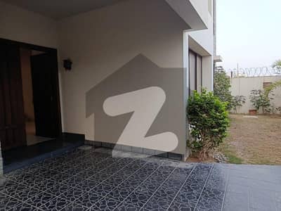 500 Yards Fully Renovated Bungalow for Rent in DHA Phase 8 | 5 Bed + Study | Basement | Huge Lawn