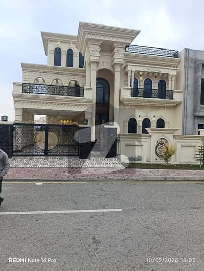 14 Marla Luxury Classical House with Basement for Sale in New Metro City Sarai Alamgir