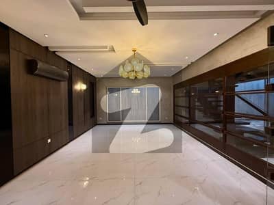 LOWER LOCK UPPER PORTION FACING 2 Kanal For Rent