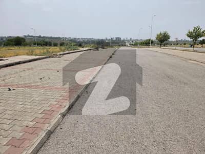 8 MARLA COMMERCIAL PLOTS FOR SALE IN DHA 6, ISLAMABAD POSSESSION 8 MARLA COMMERCIAL PLOTS FOR SALE IN DHA 6, ISLAMABAD POSSESSION