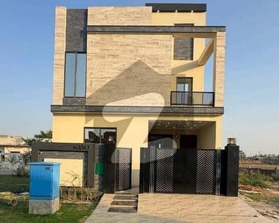 You Can Find A Gorgeous House For sale In Bahria Nasheman - Iris