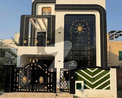 بحریہ نشیمن ۔ آئرس بحریہ نشیمن,لاہور میں 3 کمروں کا 5 مرلہ مکان 1.75 کروڑ میں برائے فروخت۔