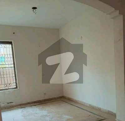 Ideal Lower Portion In Lahore Available For Rs. 60000