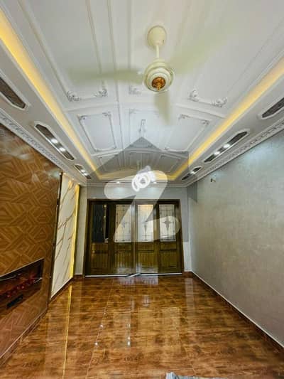10 Marla Brand New Home For Sale