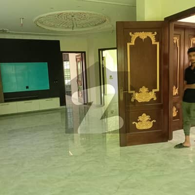 10 Marla House For Sale In Etihad Town Phase 1