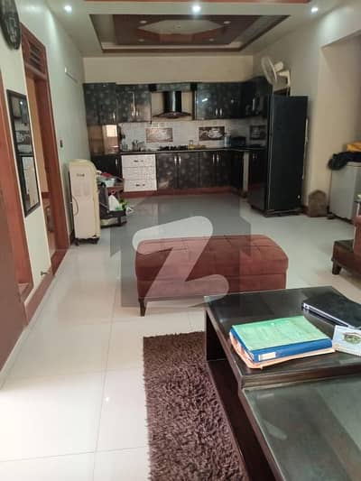 Residential Portion For Rent Block 10a, 280 Yards, First Floor, 3 Bed Drawing Dining, Well Maintain, 8 Years Old Contruction, West Open, Barrier Street, Near To Lasania Restaurant, Seprate Meters.   Rent: 120k  *Code(16525)*