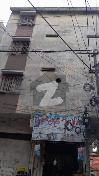 40 Square Yards House For sale Available In Jamshed Town