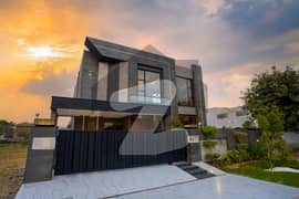 100% Original Kanal Ultra Modern Design Super Luxury Bungalow For Sale